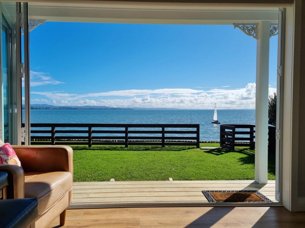 Red Rock Cottage, Beachfront Luxury Clarks Beach Dış mekan fotoğraf