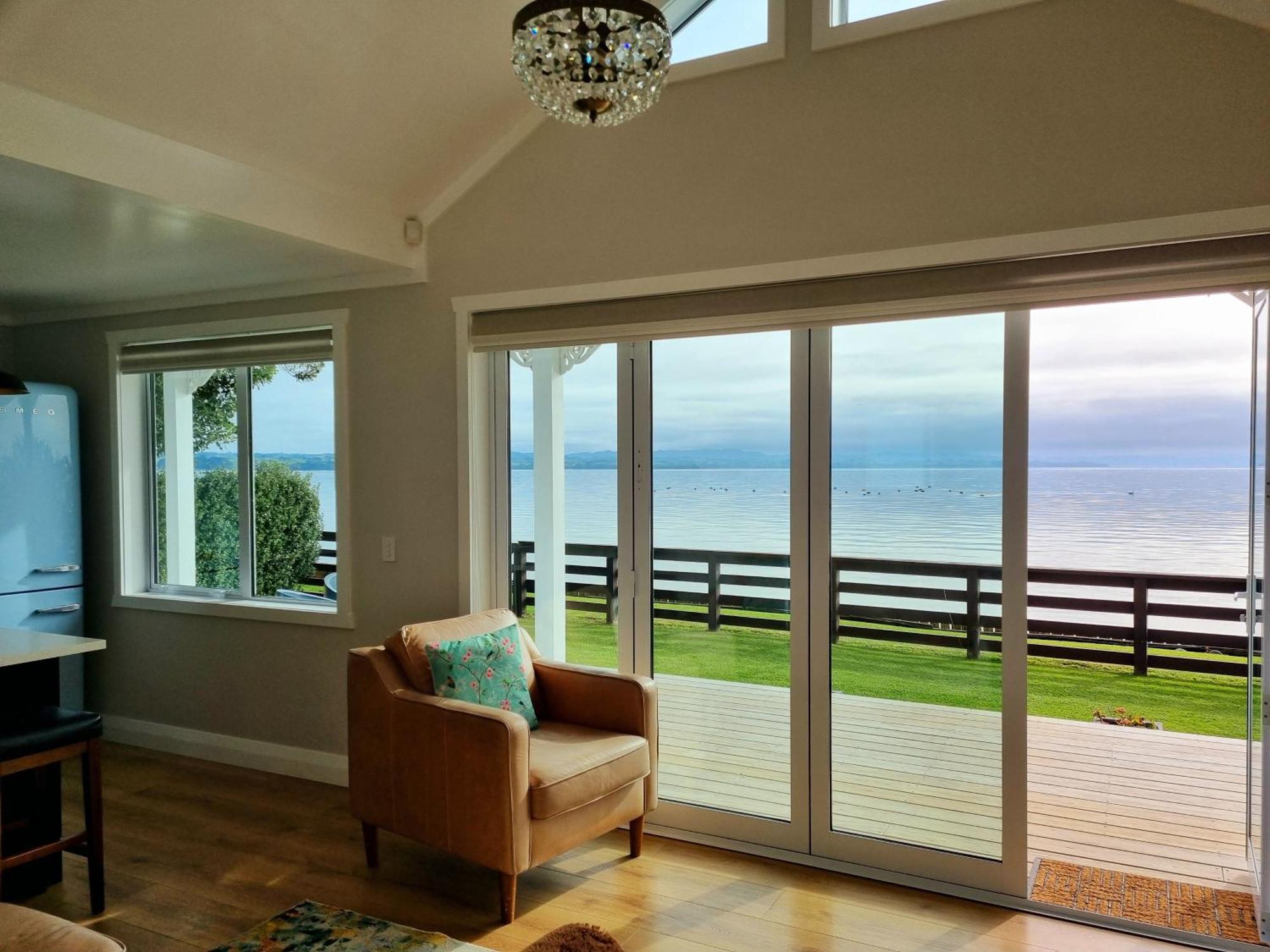 Red Rock Cottage, Beachfront Luxury Clarks Beach Dış mekan fotoğraf